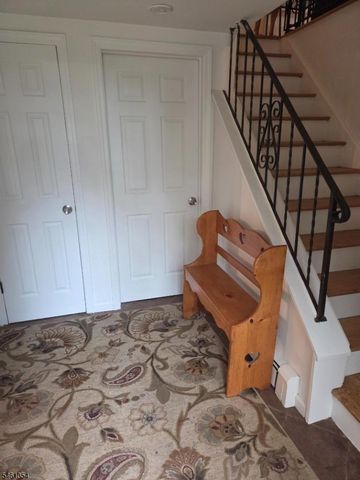 568 Stanley Pl, Mount Arlington Boro, NJ 07850