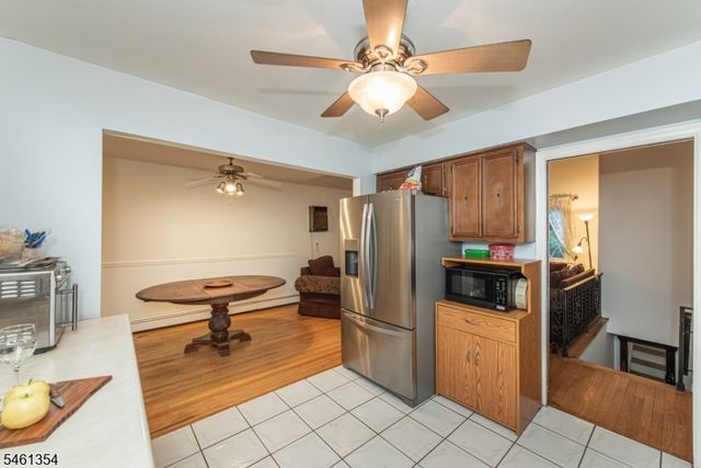 568 Stanley Pl, Mount Arlington Boro, NJ 07850