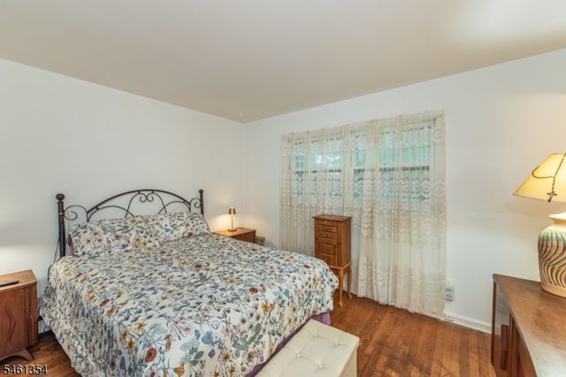 568 Stanley Pl, Mount Arlington Boro, NJ 07850