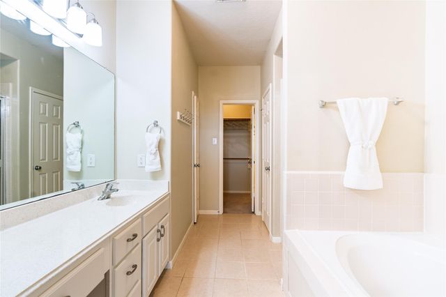 4611 Arbor Lane, Pasadena, TX 77505