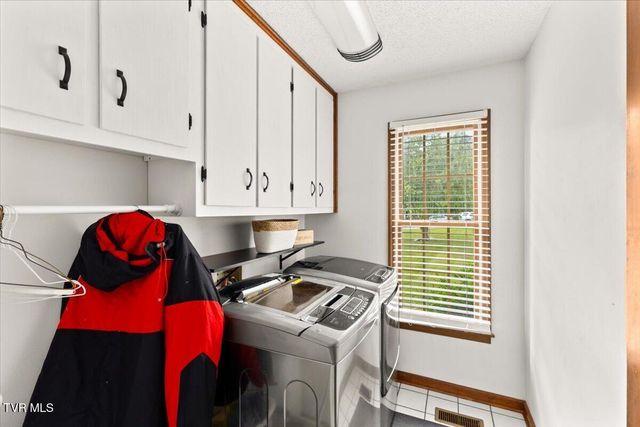 223 Colony Drive, Bristol, TN 37620