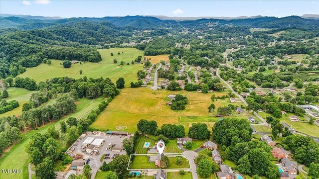 223 Colony Drive, Bristol, TN 37620