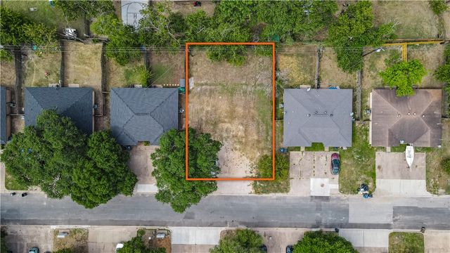 1136 Georgia Street, College Station, TX 77840