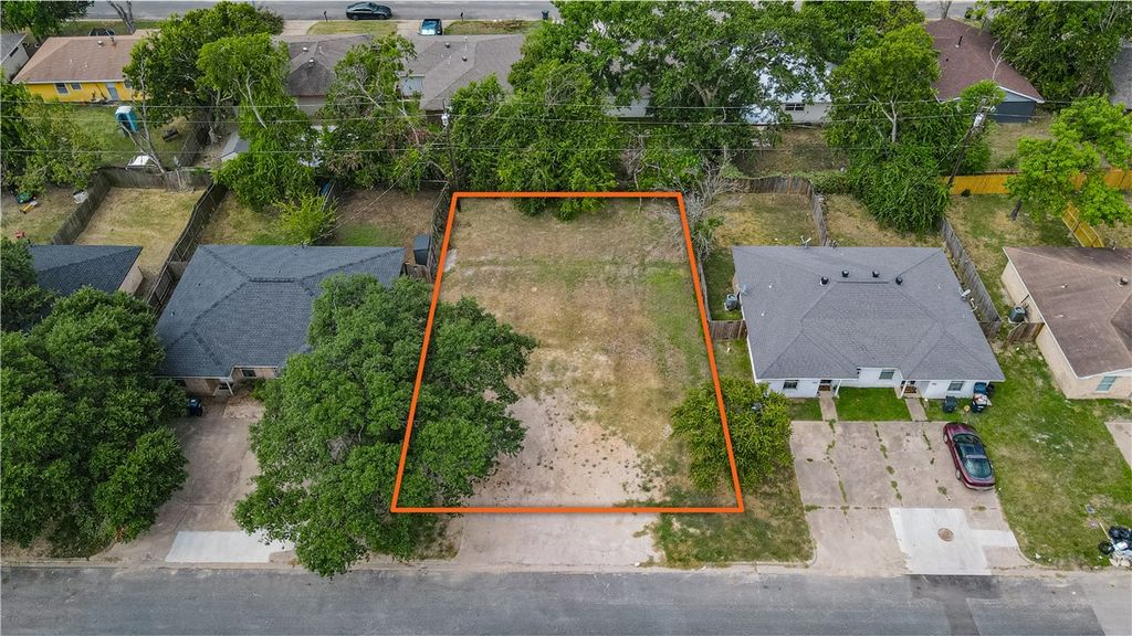 1136 Georgia Street, College Station, TX 77840