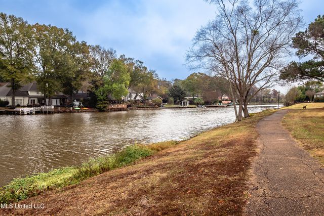 217 Bayview Drive, Madison, MS 39110