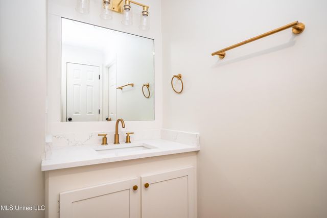 217 Bayview Drive, Madison, MS 39110