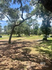 322 W 12th Avenue, Gulf Shores, AL 36542