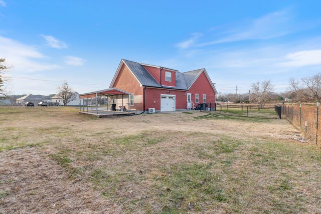 3001 Westcott Rd, White Bluff, TN 37187