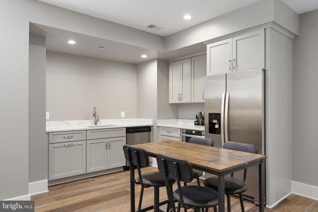 6006 HENNING ST, Bethesda, MD 20817