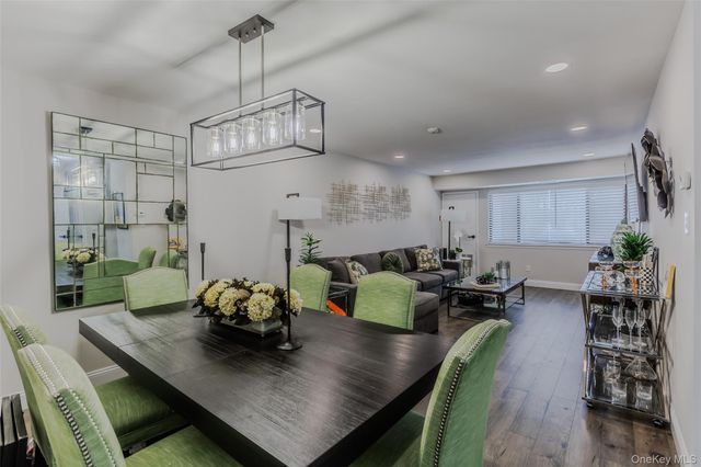 172 Pointe Circle N 172, Coram, NY 11727