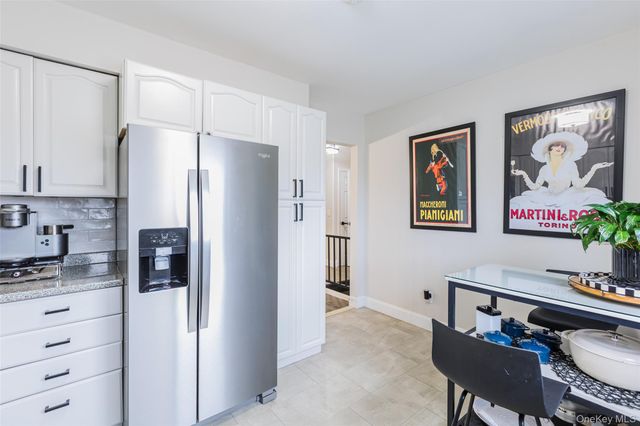 172 Pointe Circle N 172, Coram, NY 11727