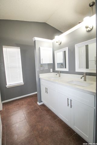 6203 Berrywest, San Antonio, TX 78240