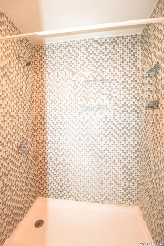 6203 Berrywest, San Antonio, TX 78240