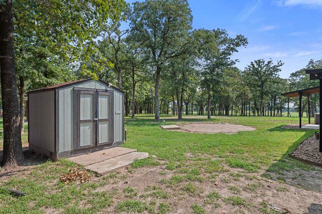 4440 County Road 448, Thorndale, TX 76577