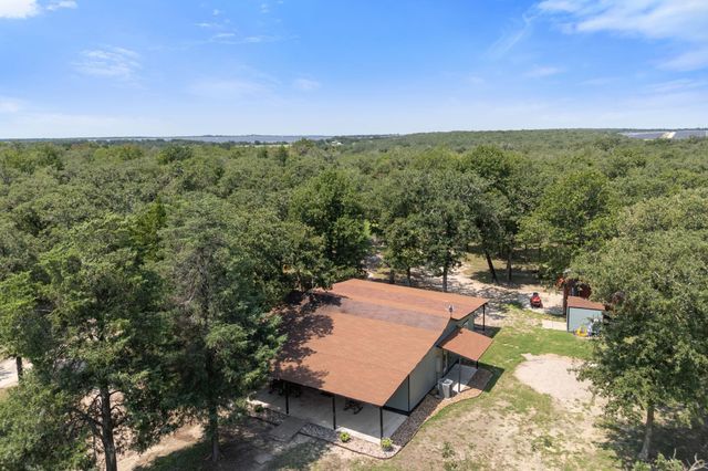 4440 County Road 448, Thorndale, TX 76577