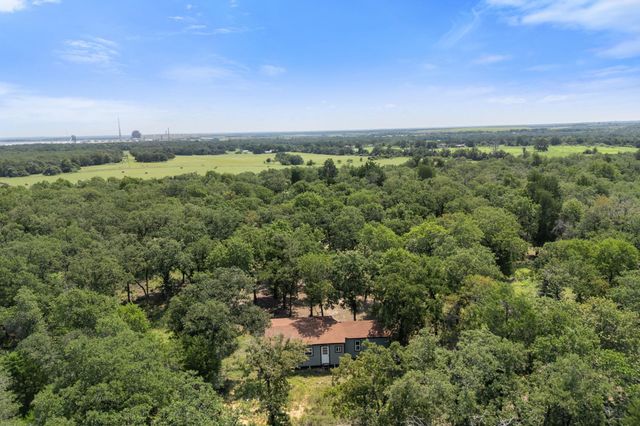 4440 County Road 448, Thorndale, TX 76577