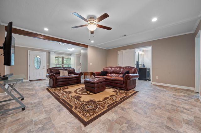 4440 County Road 448, Thorndale, TX 76577