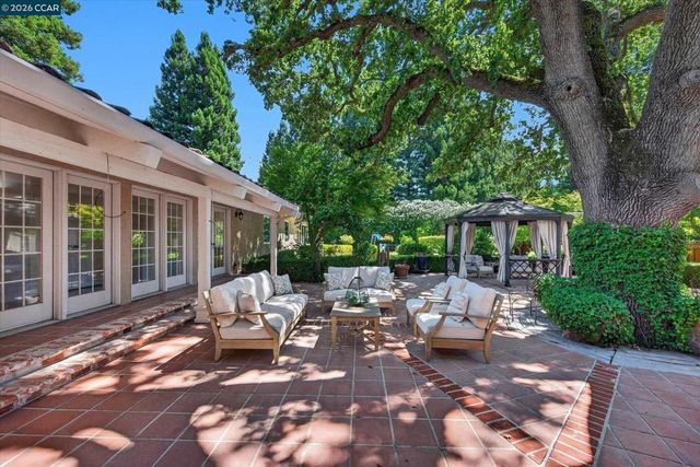 4211 Blackhawk Meadow Pl, Danville, CA 94506