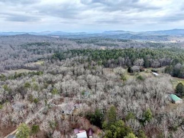 74 Clear Creek, Blairsville, GA 30512