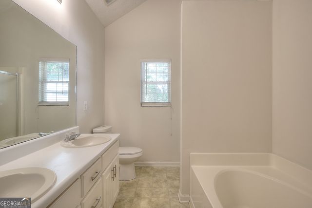 1022 Carriage Way, Loganville, GA 30052