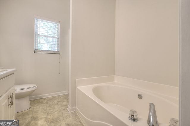 1022 Carriage Way, Loganville, GA 30052
