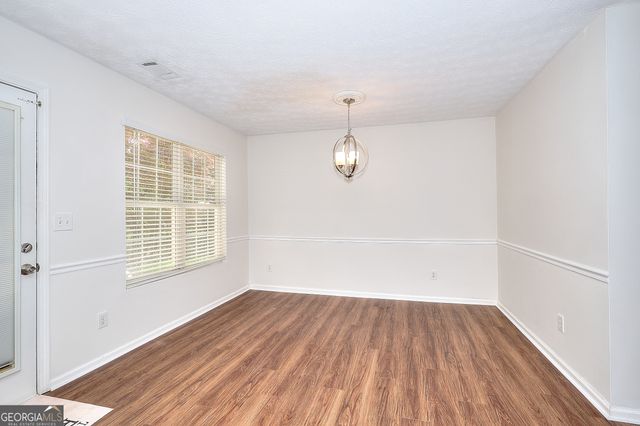 1022 Carriage Way, Loganville, GA 30052