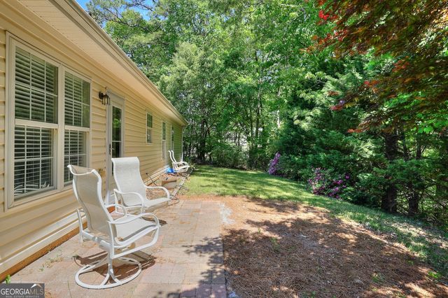 1022 Carriage Way, Loganville, GA 30052