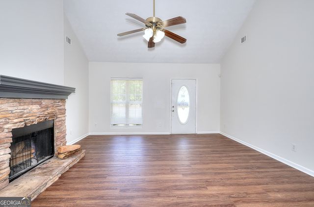 1022 Carriage Way, Loganville, GA 30052
