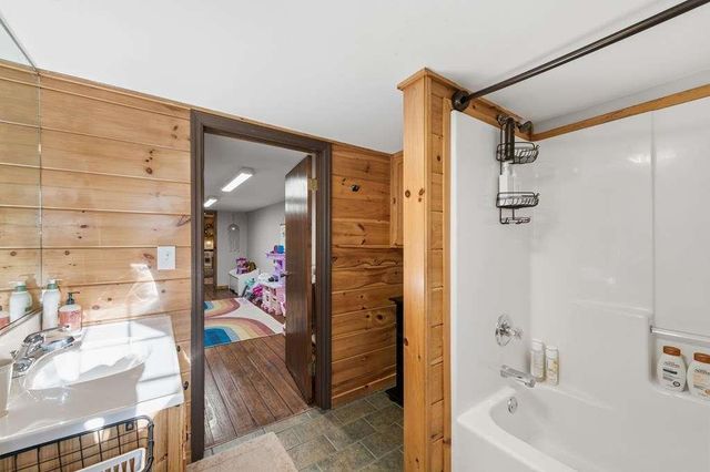 178 Arp Road, Mineral Bluff, GA 30559