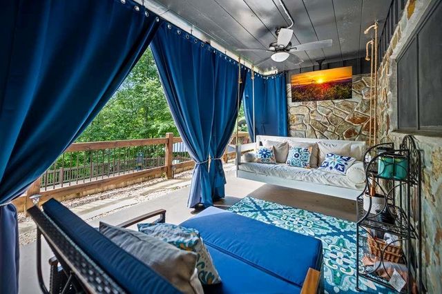 178 Arp Road, Mineral Bluff, GA 30559