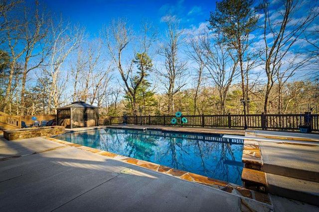 178 Arp Road, Mineral Bluff, GA 30559