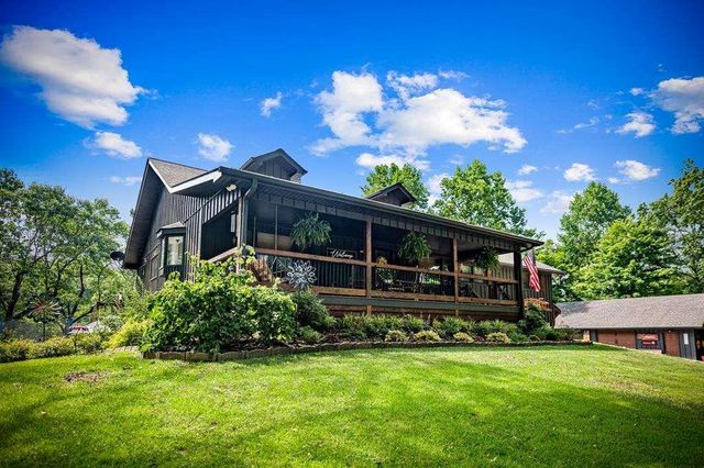 178 Arp Road, Mineral Bluff, GA 30559