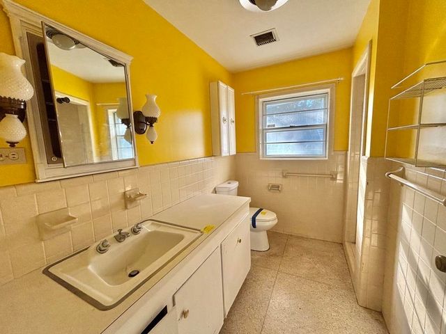 157 Leonard St, Raceland, LA 70394