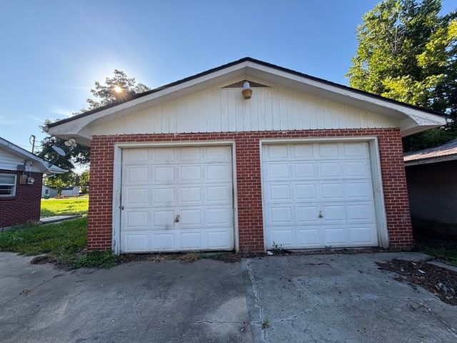 157 Leonard St, Raceland, LA 70394