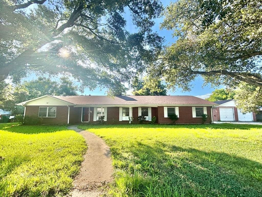 157 Leonard St, Raceland, LA 70394