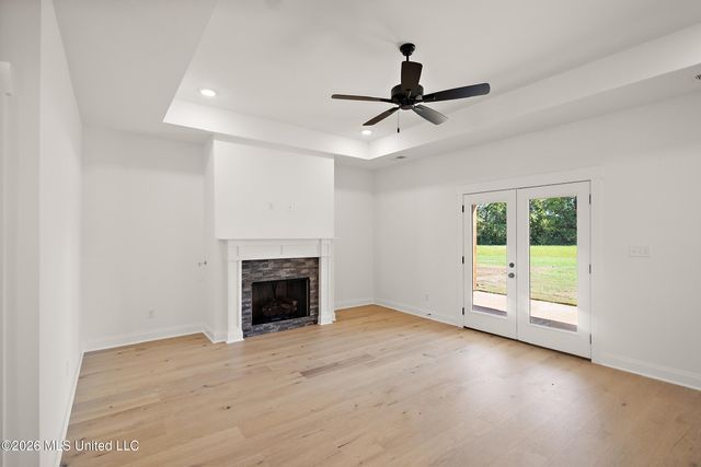 7607 Thomas Riley Street, Hernando, MS 38632