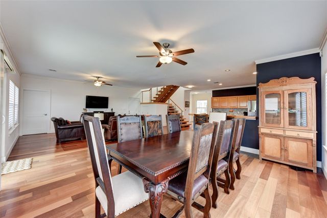 109 Vista Oaks DR, Dripping Springs, TX 78620