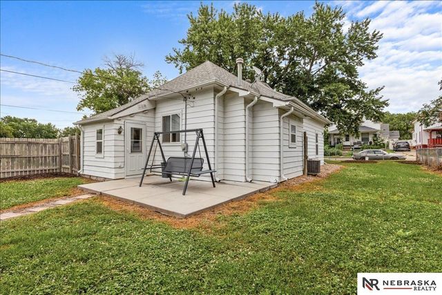 1649 N 29th Street, Lincoln, NE 68503