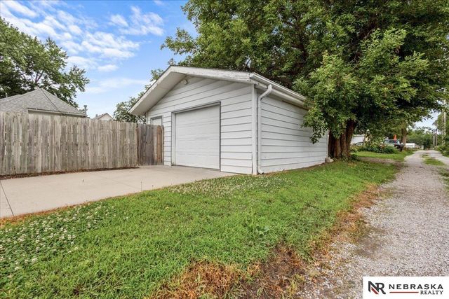 1649 N 29th Street, Lincoln, NE 68503