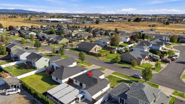10220 W 10th Ave, Airway Heights, WA 99224