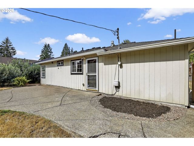 12920 Sw DOUGLAS St, Portland, OR 97225