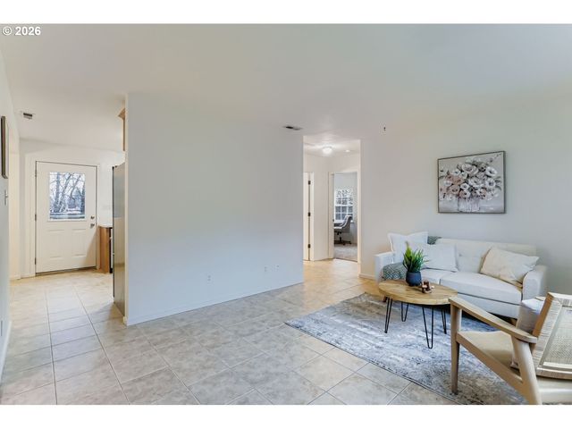 12920 Sw DOUGLAS St, Portland, OR 97225