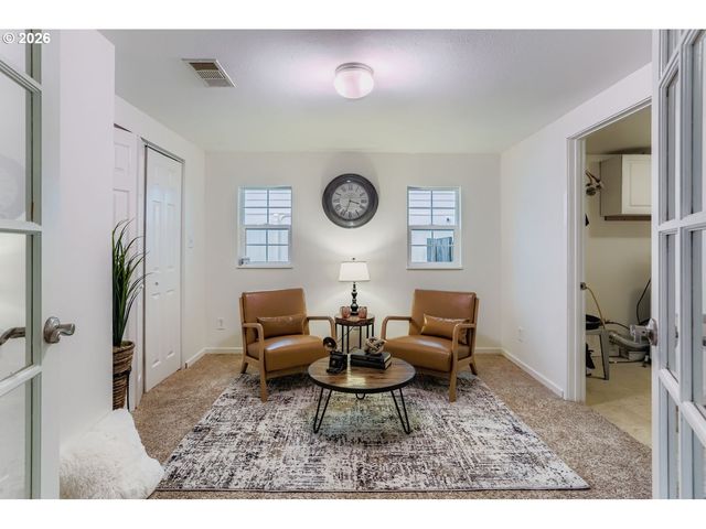 12920 Sw DOUGLAS St, Portland, OR 97225