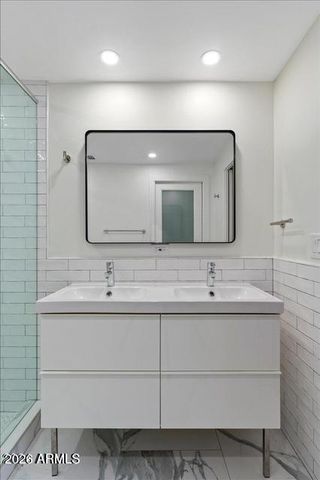 825 N 3RD Avenue, Phoenix, AZ 85003