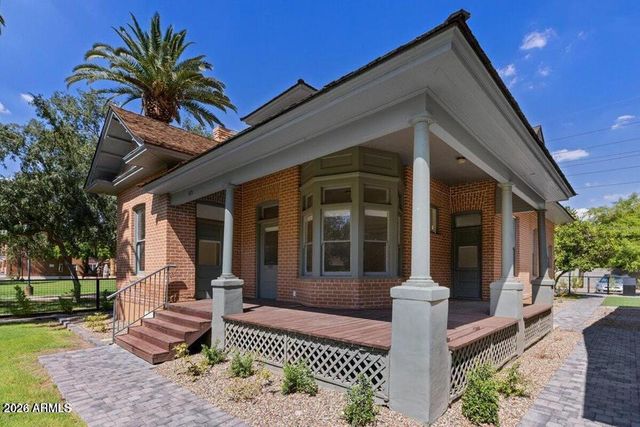 825 N 3RD Avenue, Phoenix, AZ 85003