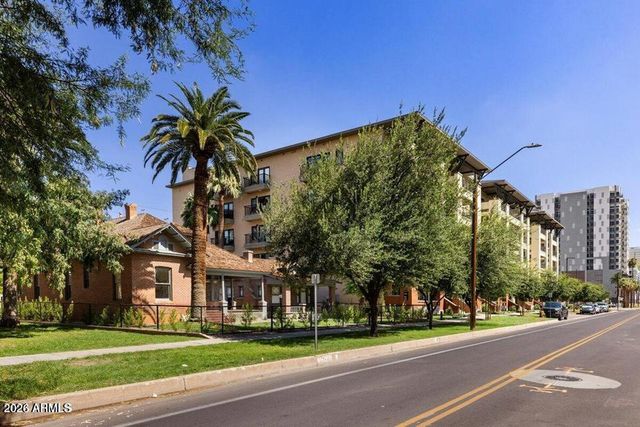 825 N 3RD Avenue, Phoenix, AZ 85003