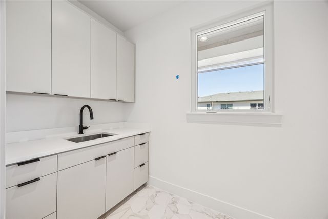 5600 Ellsworth Avenue, Dallas, TX 75206