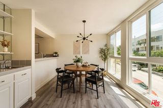 911 N Kings Road 110, West Hollywood, CA 90069