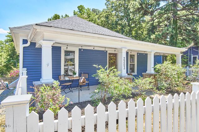 2203 Chapel Hill Road, Durham, NC 27707