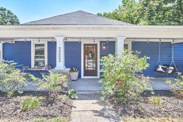 2203 Chapel Hill Road, Durham, NC 27707
